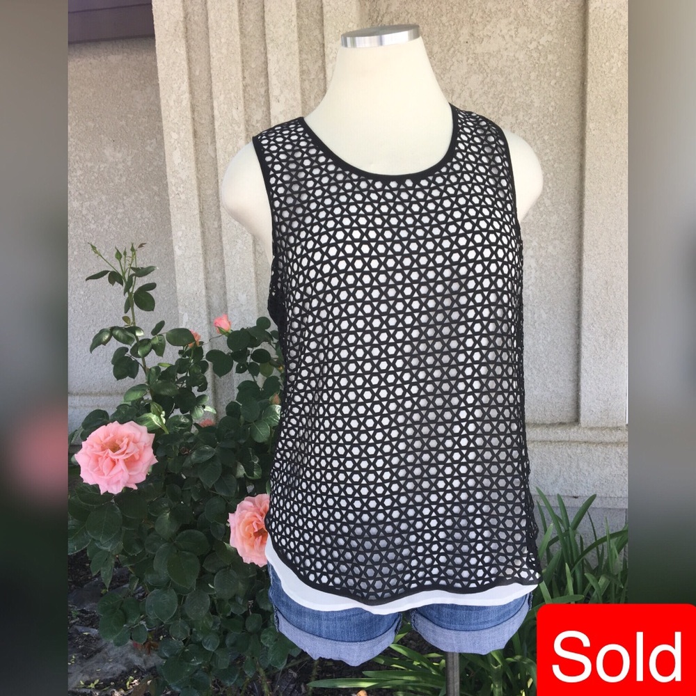 Unique cut out tank